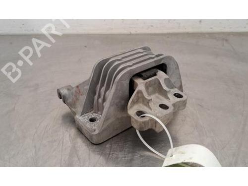 Used Engine mount VW CRAFTER Van (SY_, SX_) 2.0 TDI FWD (SYB, SYC, SYD) (140 hp) 30116826