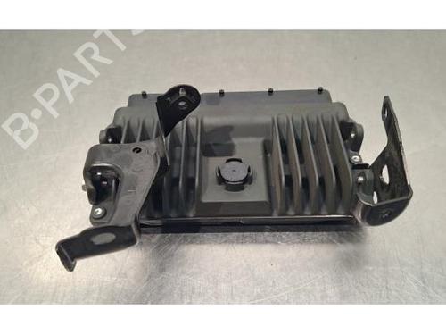 Used Engine control unit (ECU) TOYOTA YARIS (_P21_, _PA1_, _PH1_) 1.5 Hybrid (MXPH10, MXPH11) (116 hp) 31324137