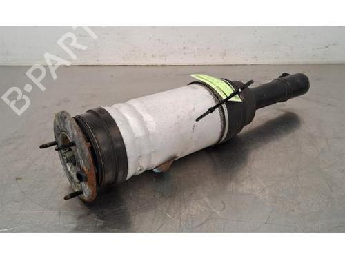 Used Right front shock absorber LAND ROVER RANGE ROVER VELAR (L560) 3.0 D300 SDV6 4x4 (300 hp) 28092214