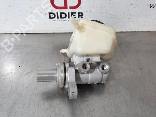 Used Brake master cylinder BMW 3 (F30, F80) 316 i (136 hp) 10882308