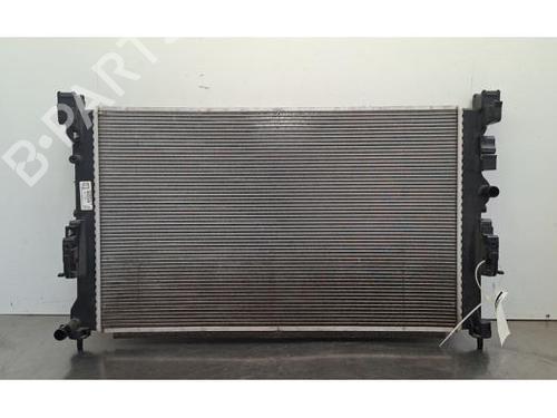 Used Water radiator Water radiator 37225523 37225523