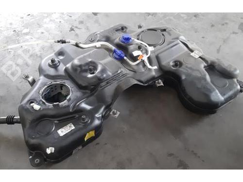 Fuel tank MERCEDES-BENZ GLE (V167) GLE 350 d 4-matic (167.121) A1674708204