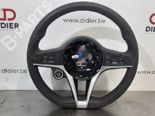 Used Steering wheel Steering wheel ALFA ROMEO GIULIA (952_) 2.2 D (952AFA25, 952AFM25, 952ALA25) (180 hp) 10877539 10877539