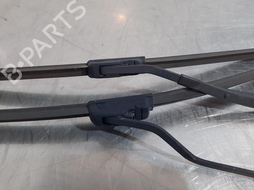 Front windshield wiper arm KIA SOUL I (AM) 1.6 CRDi 128 | BP15032821C143 