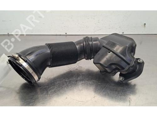 pipe-audi-q3-f3b-2018-35746501 main image