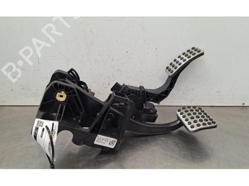 Used Pedal Pedal 39216670 39216670