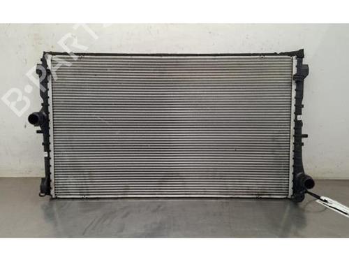 Used Water radiator Water radiator BMW X1 (U11) xDrive 25 e Plug-in-Hybrid (245 hp) 39905442 39905442
