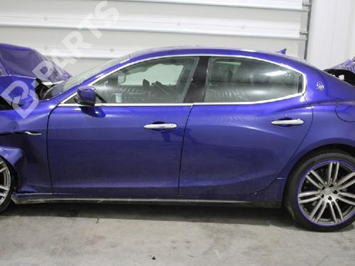 Used Left front door Left front door MASERATI GHIBLI III (M157) 3.0 D (275 hp) 10883888 10883888
