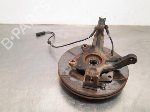 Used Right front steering knuckle RENAULT CLIO IV (BH_) 1.2 TCe 120 (BHAU) (118 hp) 15236580