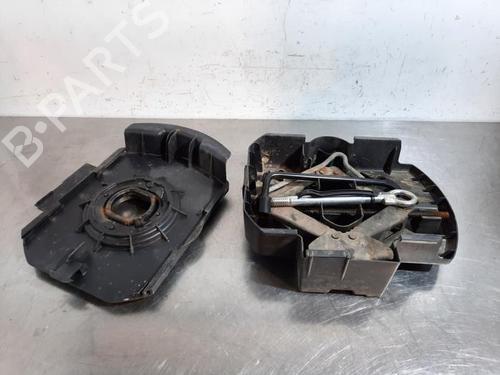 Used Jack Kit CITROËN C4 Grand Picasso II (DA_, DE_) 1.6 HDi / BlueHDi 115 (115 hp) 23585175