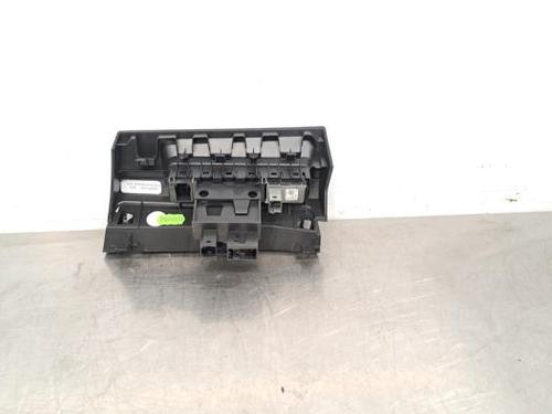 Switch PEUGEOT 308 III (FB_, FH_, FP_, F3_, FM_) Hybrid 180 (F3DGXT, F3DGMH) | BP23611846I30