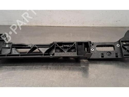 Crossmember PEUGEOT 3008 II SUV (MC_, MR_, MJ_, M4_) 1.5 BlueHDi 130 | BP29214740C162 