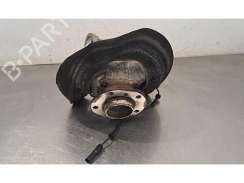 Used Left front steering knuckle BMW 1 (F20) 116 i (109 hp) 32850526