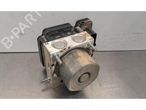 Used ABS pump DACIA DUSTER (HM_) 1.2 TCe 125 4x4 (HMMA) (125 hp) 32847186