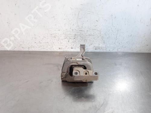 Used Engine mount SEAT IBIZA V (KJ1, KJG) 1.0 TSI (95 hp) 30927586