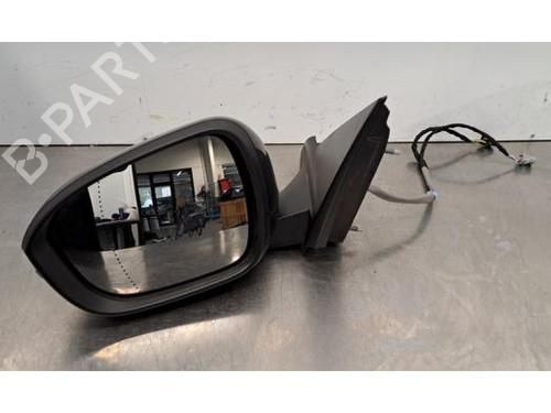 BP19576576C26 main image