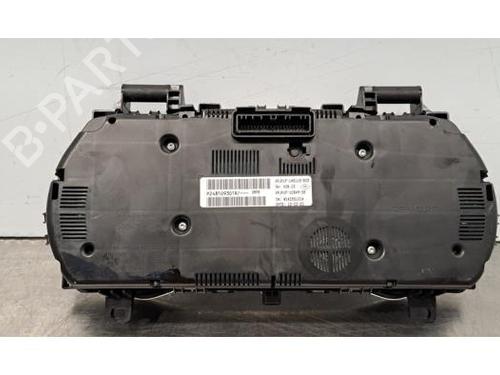 Cockpit RENAULT CAPTUR II (HF_) Blue dCi 115 (HFAD) | BP30521621C47