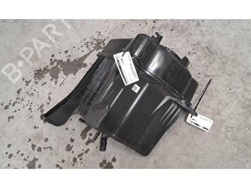 adblue-tank-mercedes-benz-sprinter-35-t-van-b907-b910-2018-37862026 main image