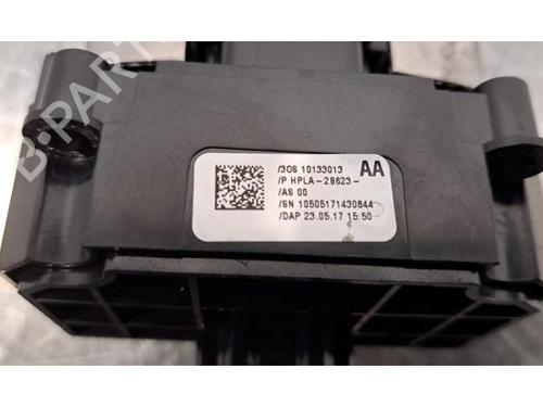 Switch LAND ROVER RANGE ROVER SPORT II (L494) 3.0 SDV6 4x4 | BP29701289I30 