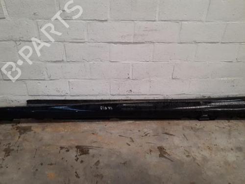Left sideskirt MERCEDES-BENZ C-CLASS (W205) C 200 BlueTEC / d (205.037) A2056980354
