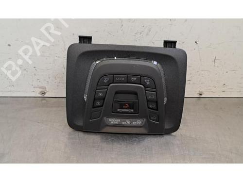 interior-roof-light-toyota-corolla-estate-_e21_-2019-38606341 main image