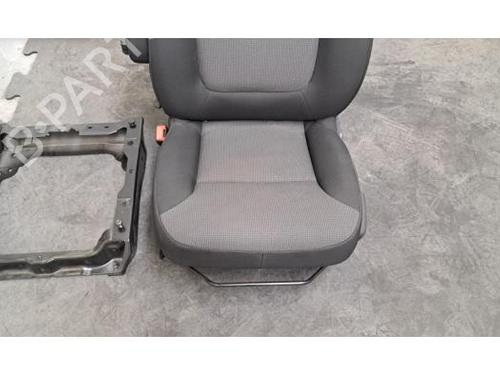 Left front seat RENAULT TRAFIC III Van (FG_) 2.0 dCi 130 (FGMY) | BP38313237C15 - Image 3