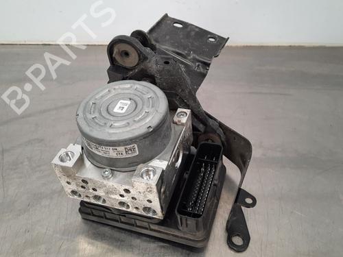 Used ABS pump VW PASSAT B8 Variant (3G5, CB5) 1.6 TDI (120 hp) 10900572