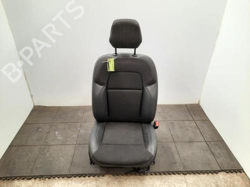 Used Right front seat Right front seat RENAULT EXPRESS Box Body/MPV 1.3 TCe 100 (F6MA) (102 hp) 35772806 35772806