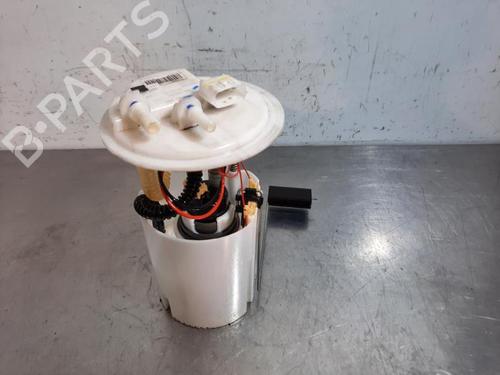 Used Fuel pump NISSAN JUKE (F15) 1.5 dCi (110 hp) 23584411