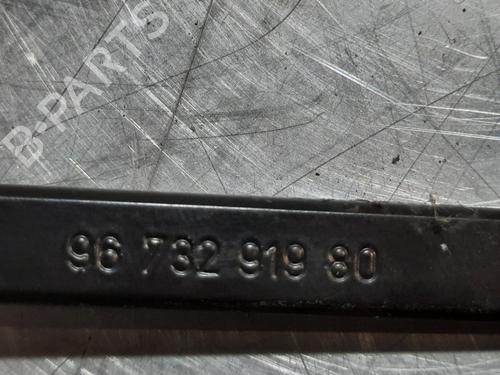 Front windshield wiper arm CITROËN C3 / C3 ORIGIN III (SX) 1.5 BlueHDi 100 (SXYHYP, SXYHTU) | BP15912986C143 