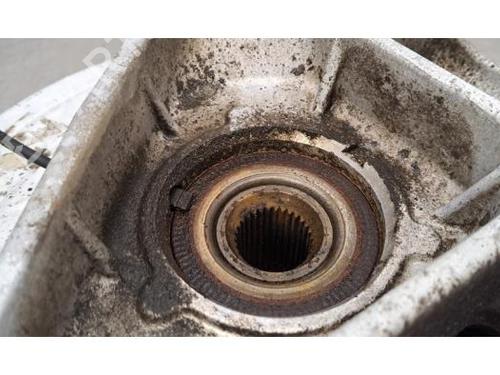 Left rear steering knuckle LAND ROVER RANGE ROVER SPORT II (L494) 3.0 SDV6 4x4 | BP29701081M27