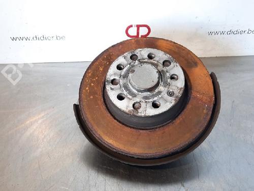Venstre hjullejehus spindel VW TOURAN (5T1) 2.0 TDI (150 hp) 10884931