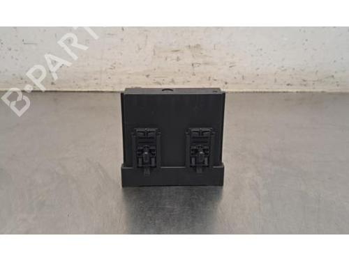 Used Electronic module Electronic module PEUGEOT 308 SW III (FC_, FJ_, FR_, F4_, FN_) 1.2 Hybrid 145 (145 hp) 36657303 36657303