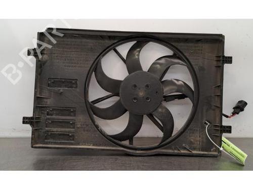 Used Radiator fan VW PASSAT B8 (3G2, CB2) 1.6 TDI (120 hp) 26701747