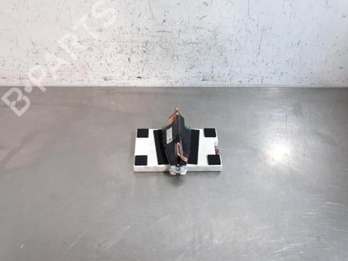 Antenne/Base BMW 1 (F40) 116 d (116 hp) 30310588