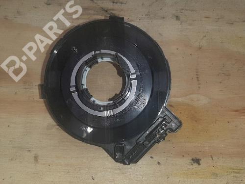squib-airbag-audi-a4-b9-avant-8w5-8wd-20-tdi-2015-10877762 main image