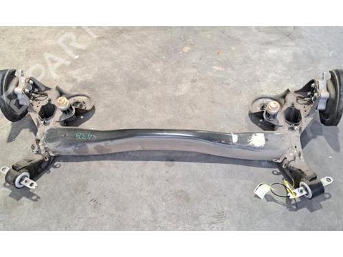 Used Rear axle PEUGEOT 3008 II SUV (MC_, MR_, MJ_, M4_) 1.2 THP/ PureTech 130 (MRHNSM, MRHNSU, MRHNSJ, MRHNYW,... (131 hp) 23627560