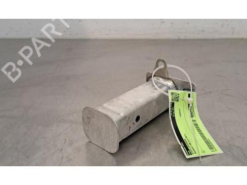 Used Support PEUGEOT 208 II (UB_, UP_, UW_, UJ_) e-208 (136 hp) 29879439