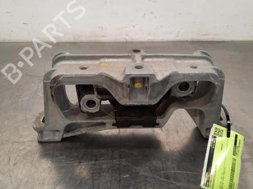 Used Engine mount MERCEDES-BENZ CLA Shooting Brake (X117) CLA 220 CDI / d (117.903) (177 hp) 23639941