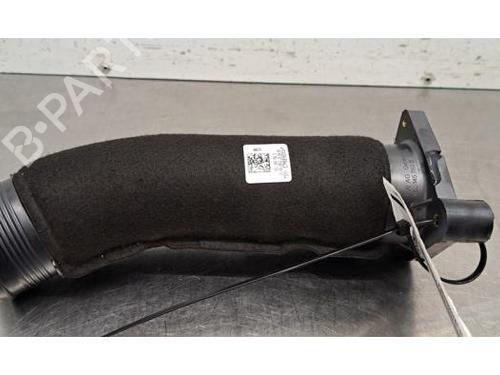 pipe-vw-golf-viii-cd1-da1-2019-40273130 main image