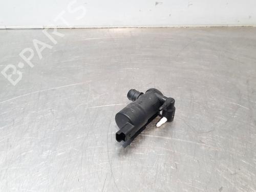 Used Washer pump PEUGEOT 208 II (UB_, UP_, UW_, UJ_) 1.5 BlueHDI 100 (102 hp) 15233335