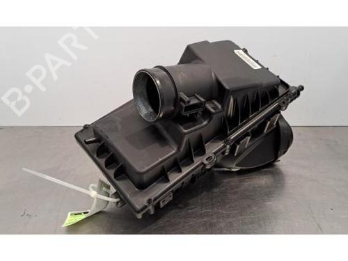 Used Air filter box LAND ROVER RANGE ROVER SPORT II (L494) 3.0 SDV6 4x4 (306 hp) 30501136