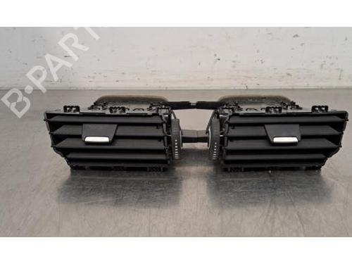 Used Air vent BMW X2 (F39) sDrive 18 i (140 hp) 29881475