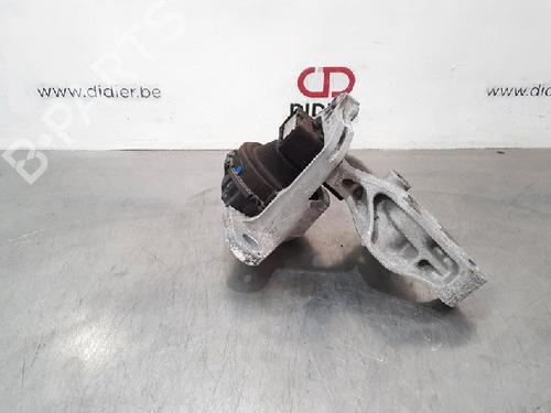 Used Engine mount OPEL VIVARO B Van (X82) 1.6 CDTI (05) (125 hp) 10890286