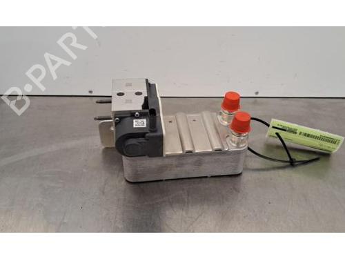 Used Oil radiator CITROËN C3 IV (CC_, CB_) ë-C3 (CBZYAZ) (113 hp) 31241549