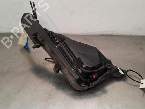 Windscreen washer tank PEUGEOT 308 III (FB_, FH_, FP_, F3_, FM_) PureTech 110 (FPHNPL) | BP23621761C113 