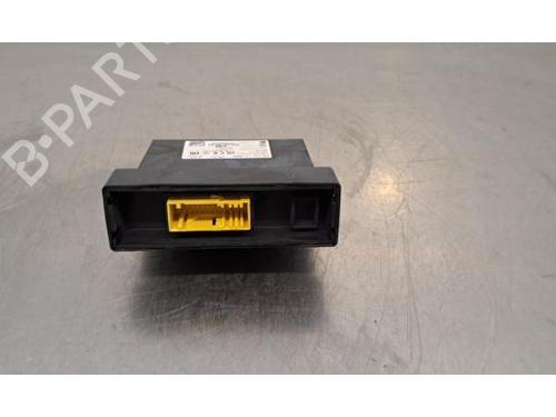 Used Electronic module Electronic module PEUGEOT 5008 III (KA_, KB_, KC_) e-210 (213 hp) 32510961 32510961