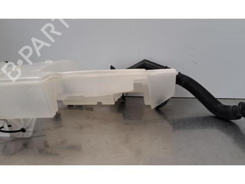 windscreen-washer-tank-audi-e-tron-gen-2018-39452900 main image