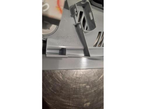 Interior roof light PEUGEOT 3008 II SUV (MC_, MR_, MJ_, M4_) 1.6 PureTech 180 (M45GFR, M45GFU) | BP23584580I8 