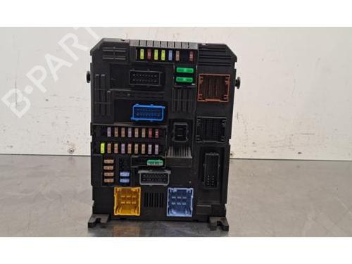 Used Fuse box Fuse box PEUGEOT 208 II (UB_, UP_, UW_, UJ_) 1.2 PureTech 75 (75 hp) 39995359 39995359